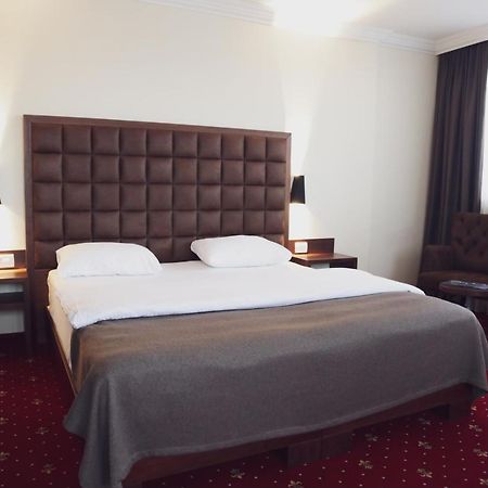 City Hotel 프리즈렌 외부 사진