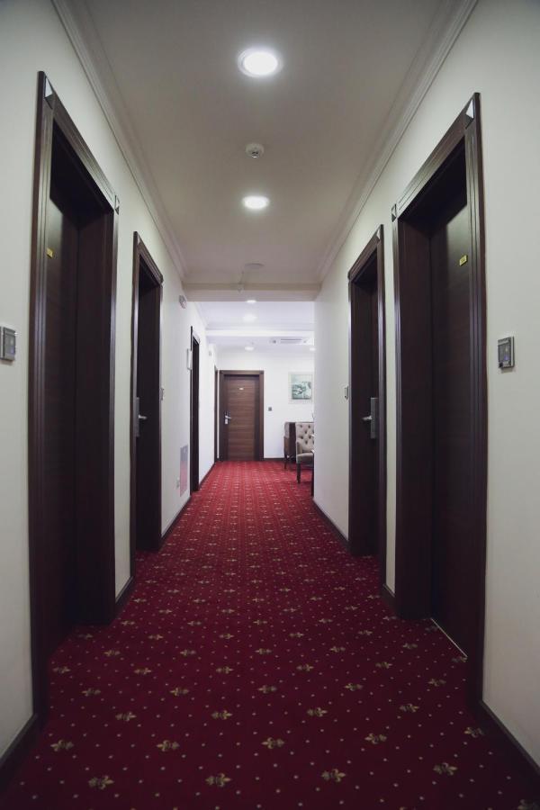 City Hotel 프리즈렌 외부 사진