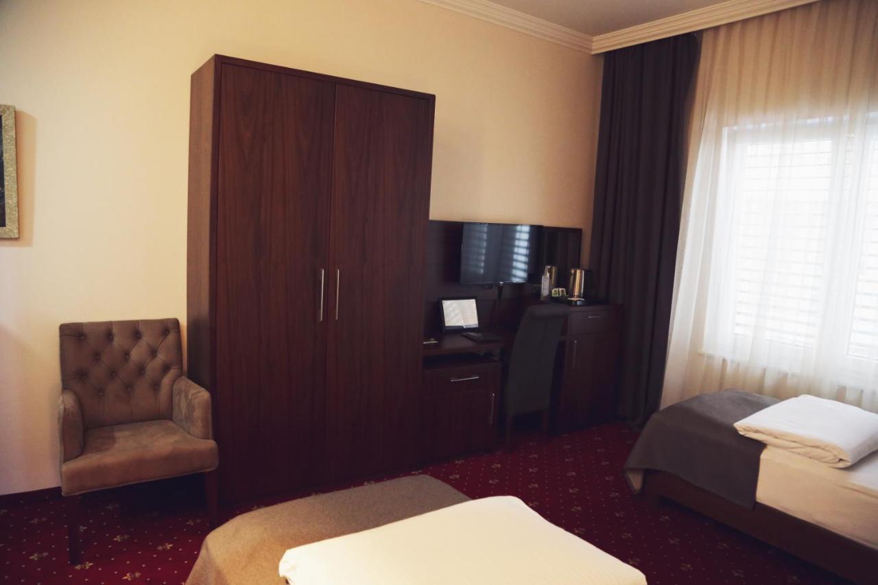 City Hotel 프리즈렌 외부 사진